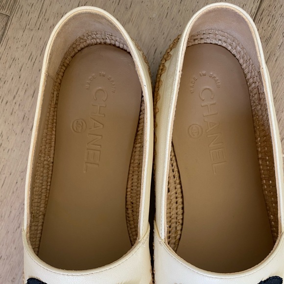 🚫SOLD! CHANEL IVORY LAMBSKIN LEATHER ESPADRILLES - Picture 12 of 13